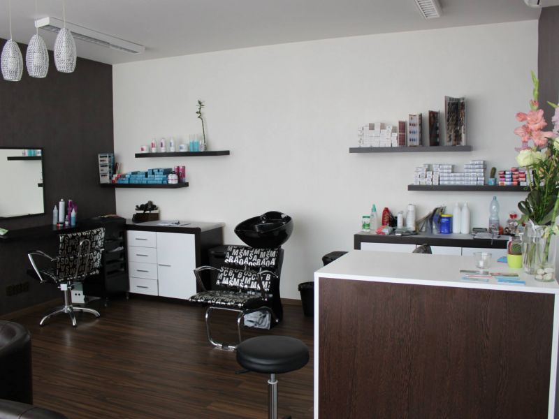 Pracoviště kadeřnických služeb